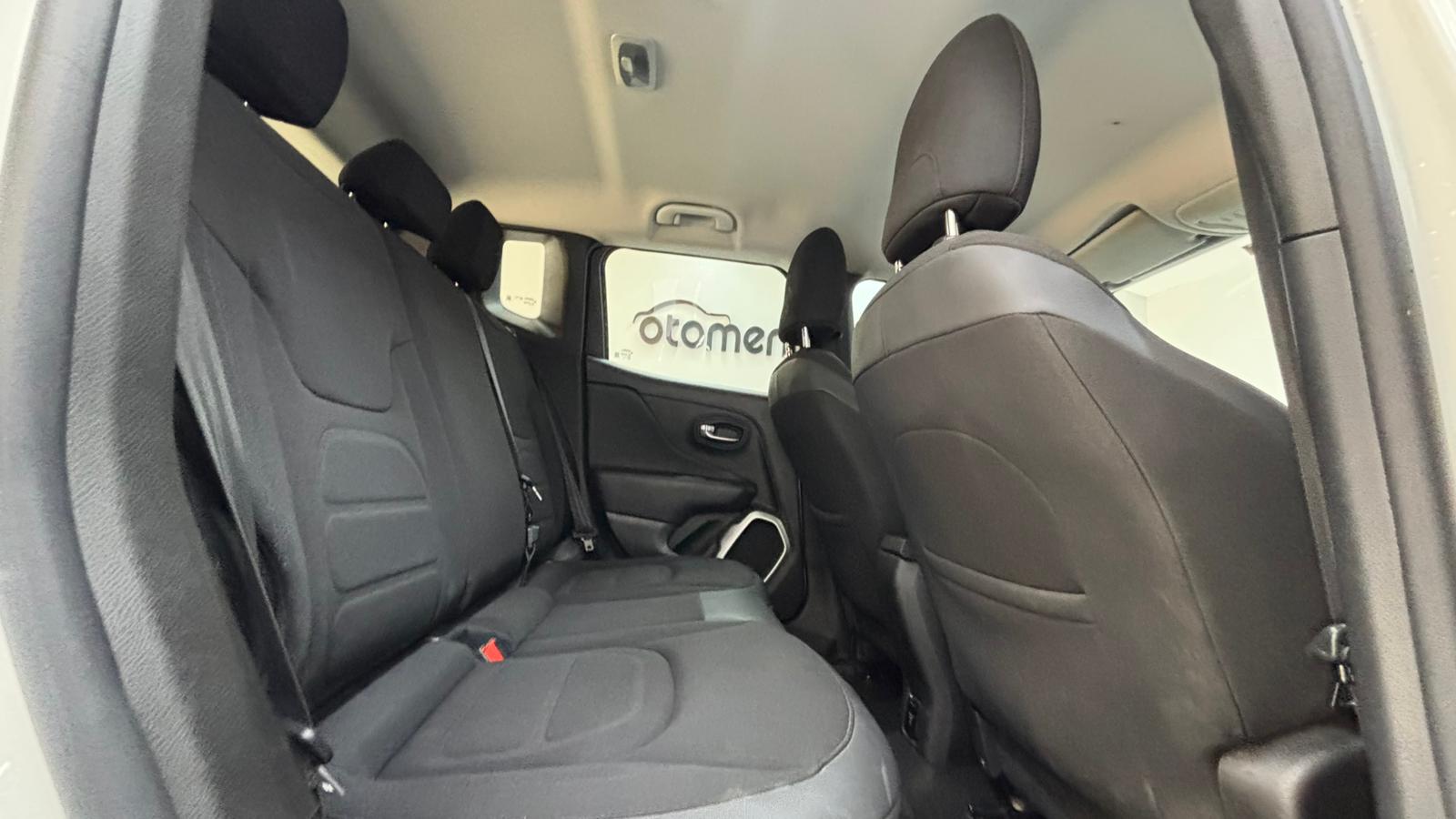 JEEP RENEGADE 10